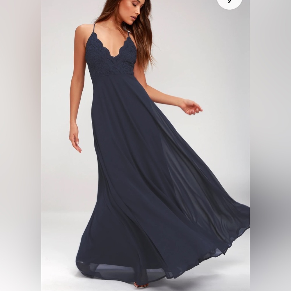 Lulu’s Madalyn Navy Blue Lace Maxi Formal Dress V Neck Size Medium